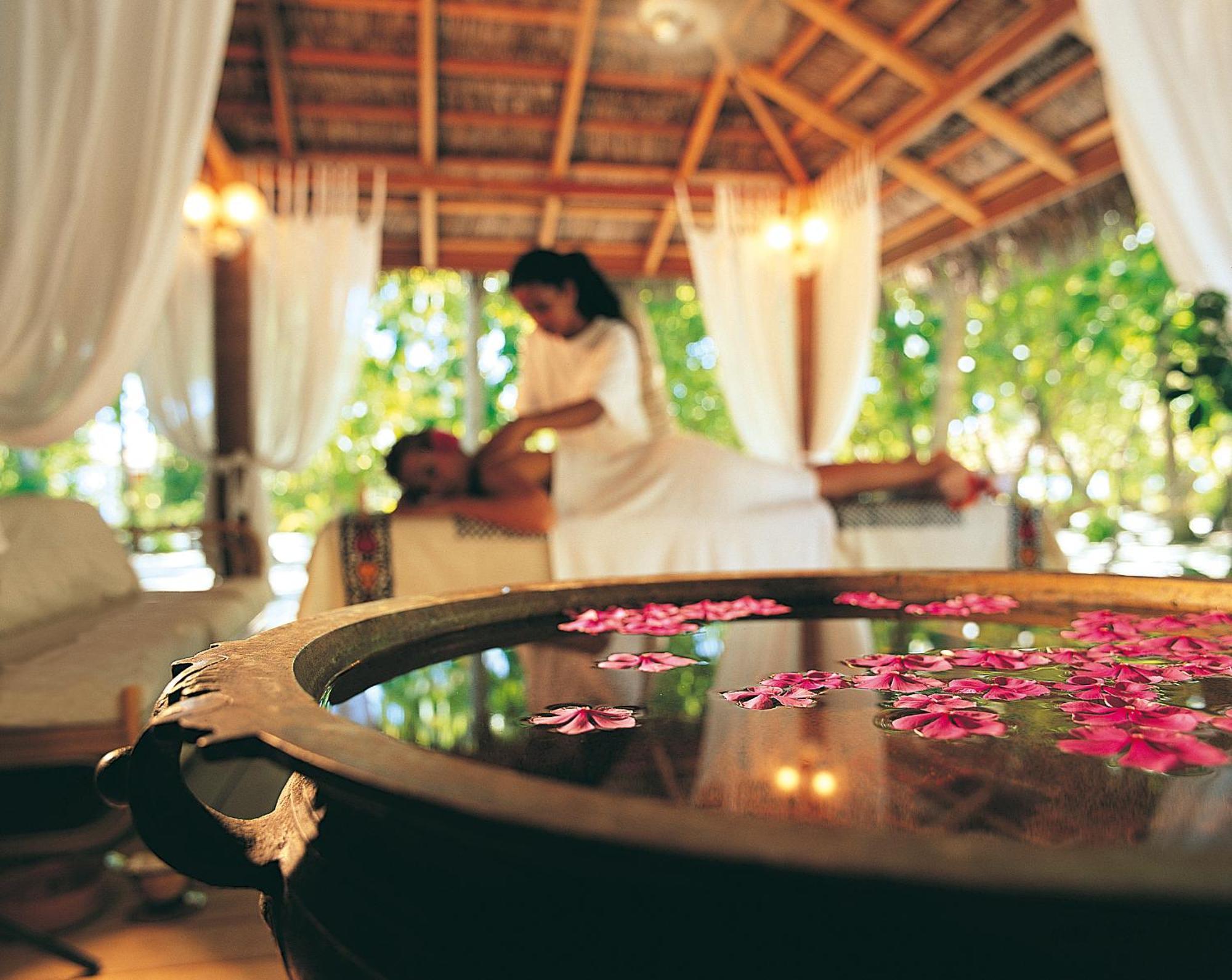 Diamonds Thudufushi Maldives Resort & Spa Thundufushi Exteriör bild